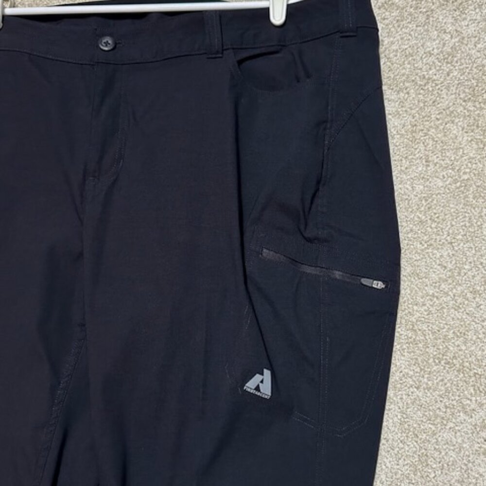 Eddie Bauer First Ascent Guide Pro Crop Capri Pants Black 22W - Picture 4 of 6
